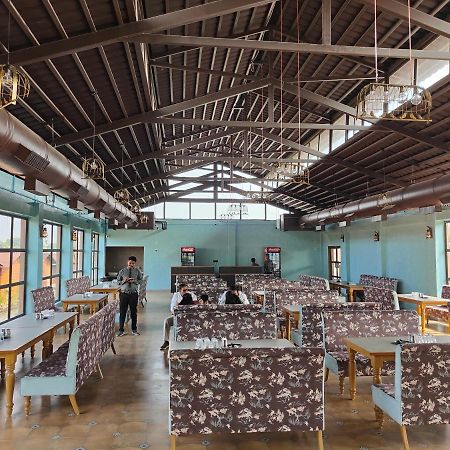 Nirvana Resort And Restaurant Garudeshwar Exterior photo