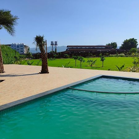 Nirvana Resort And Restaurant Garudeshwar Exterior photo