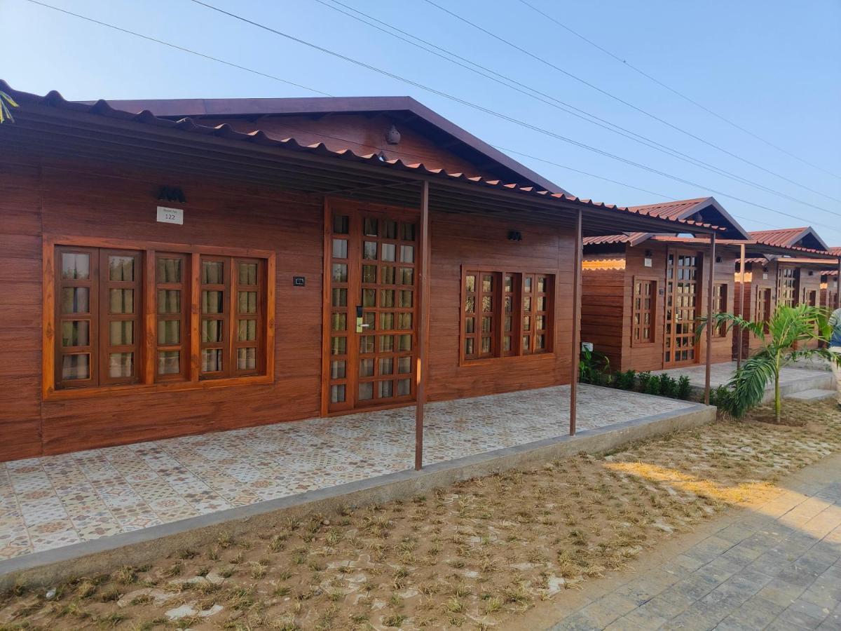 Nirvana Resort And Restaurant Garudeshwar Exterior photo