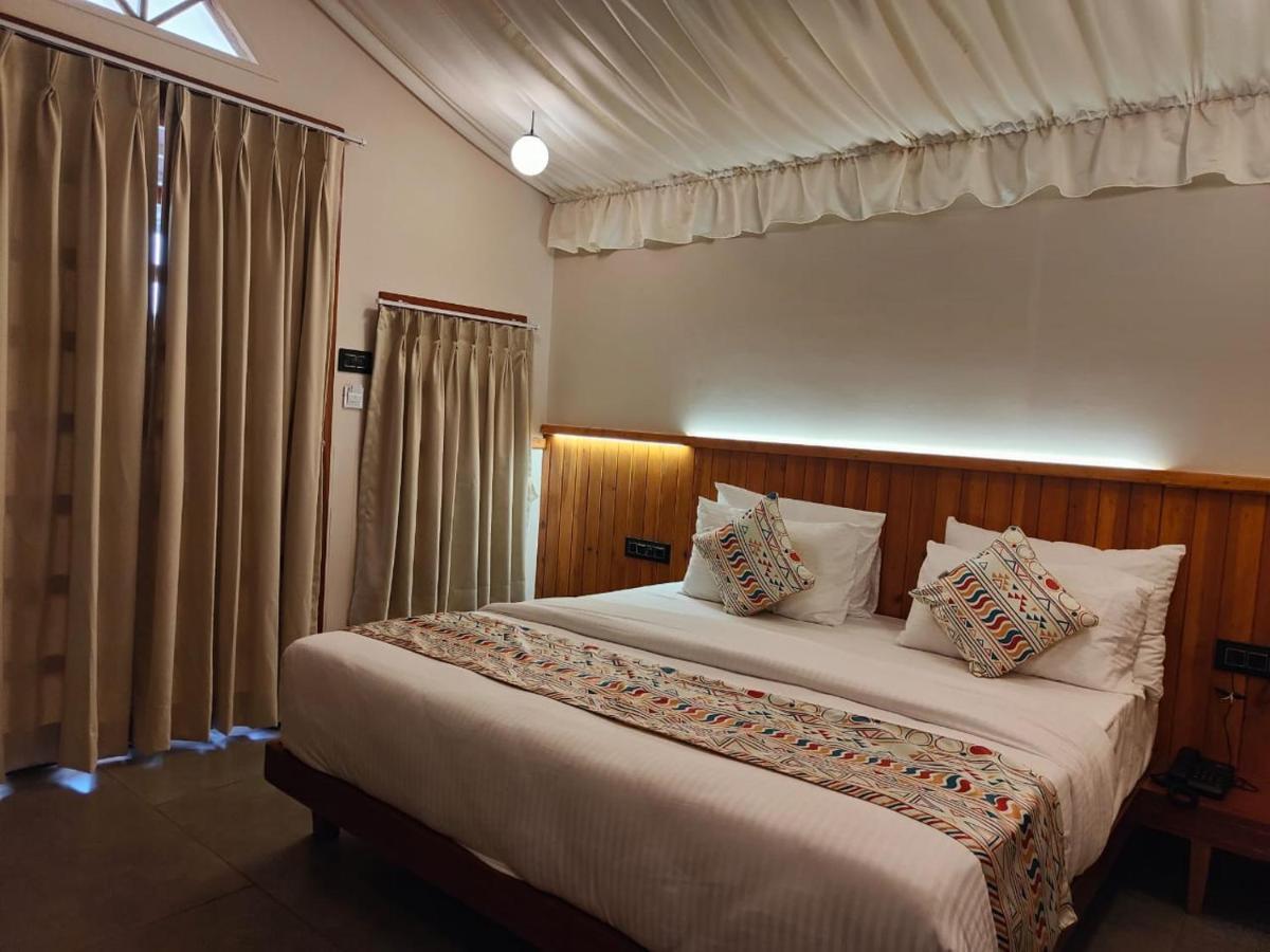 Nirvana Resort And Restaurant Garudeshwar Exterior photo